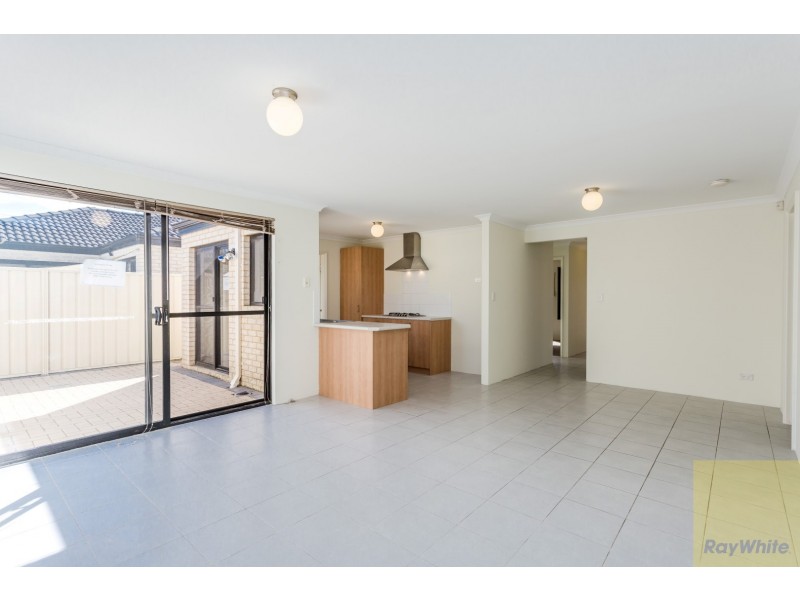 5/104 Westfield Road, Kelmscott WA 6111