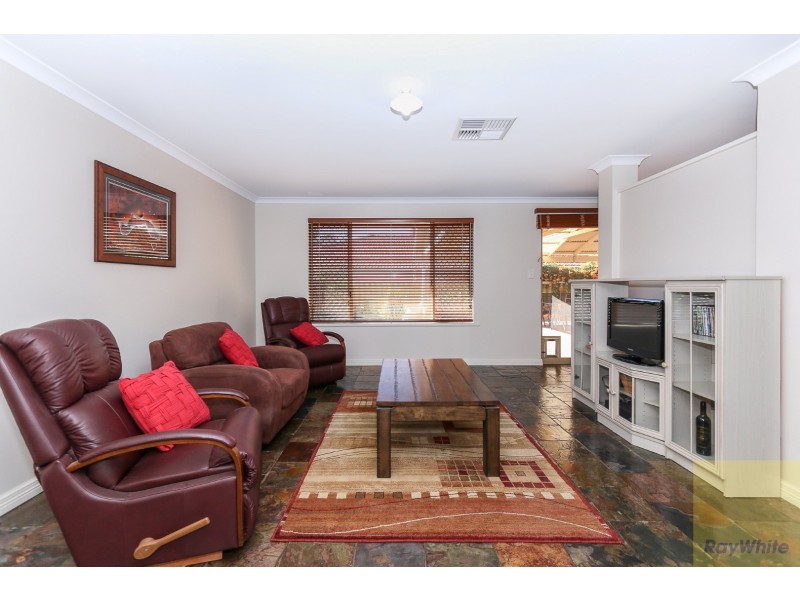 21 Penlea Glade, Kiara WA 6054