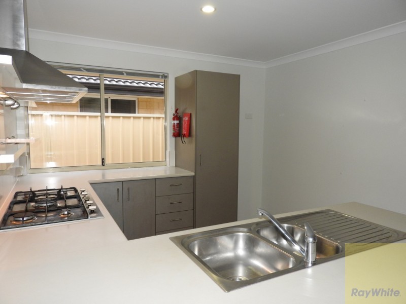11 Xanthium Circle, Seville Grove WA 6112
