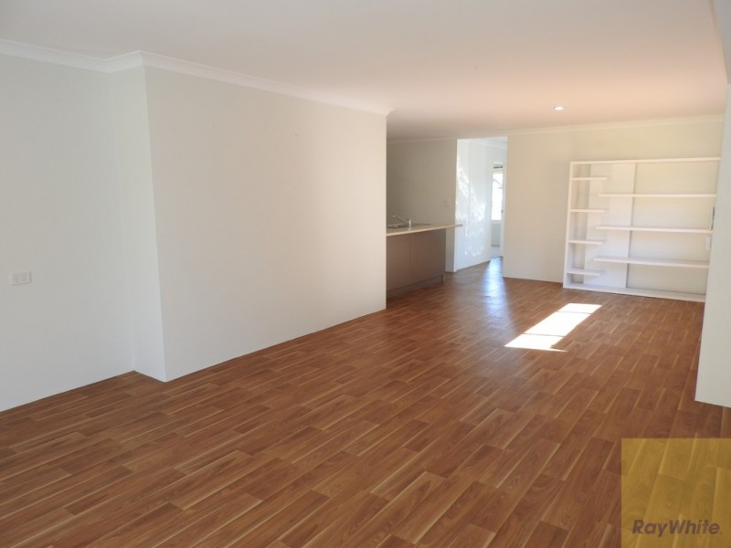 11 Xanthium Circle, Seville Grove WA 6112