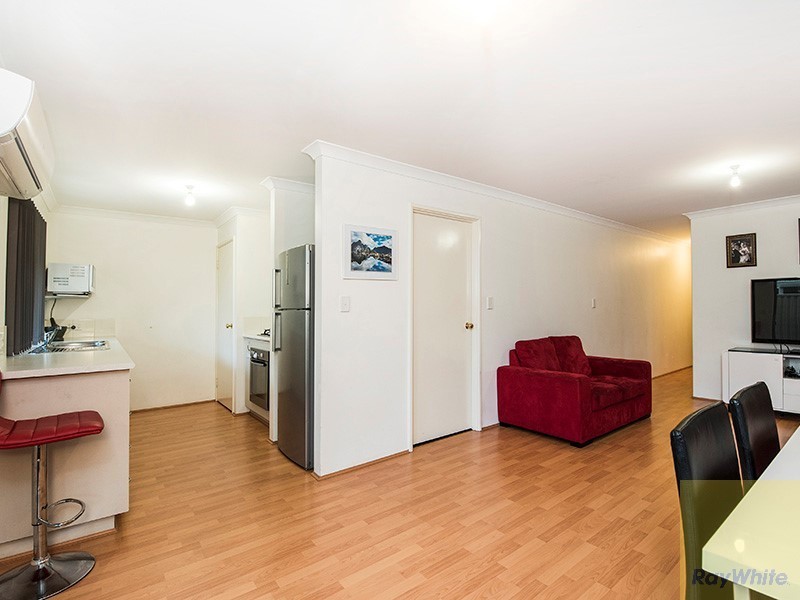 2 Ullapool Place, Seville Grove WA 6112