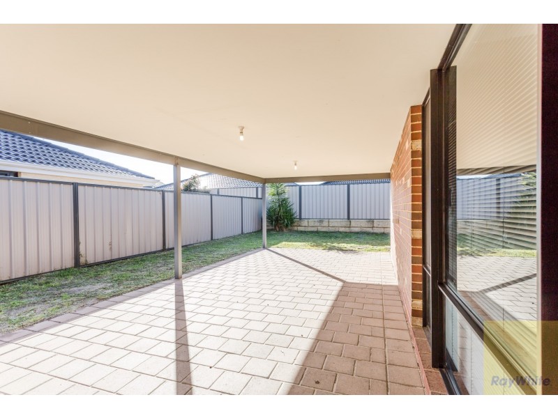 21 Padra Turn, Byford WA 6122