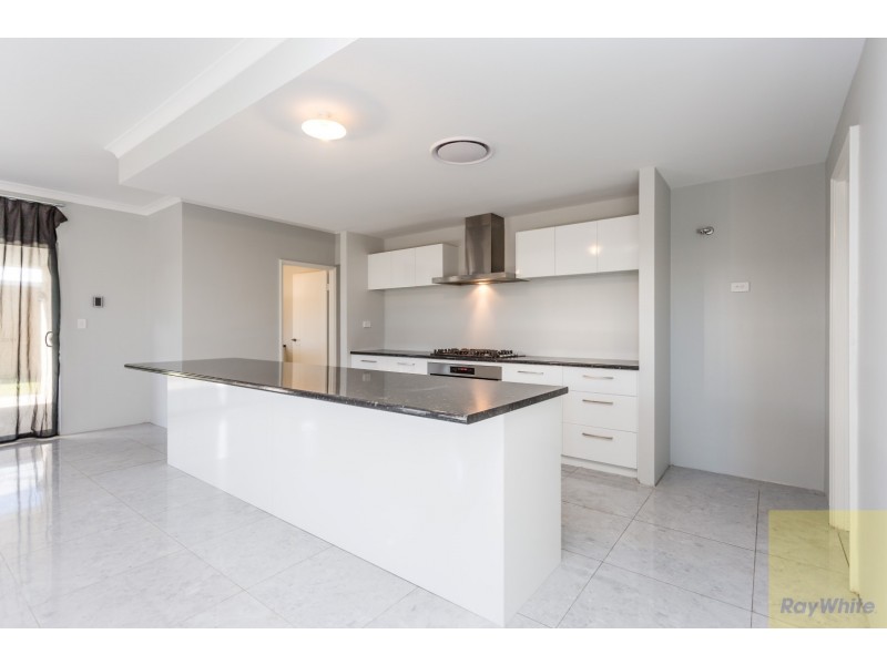 1 Flindell Way, Piara Waters WA 6112