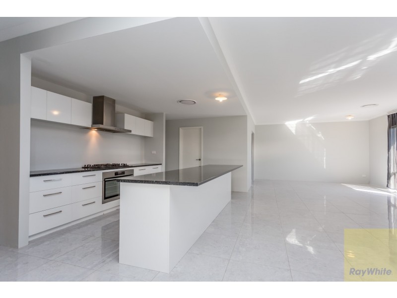 1 Flindell Way, Piara Waters WA 6112