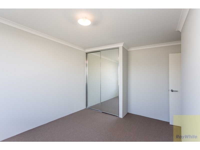 1 Flindell Way, Piara Waters WA 6112