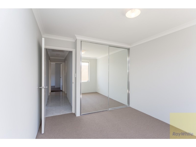 1 Flindell Way, Piara Waters WA 6112