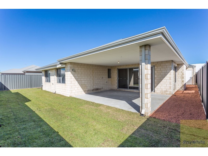 1 Flindell Way, Piara Waters WA 6112