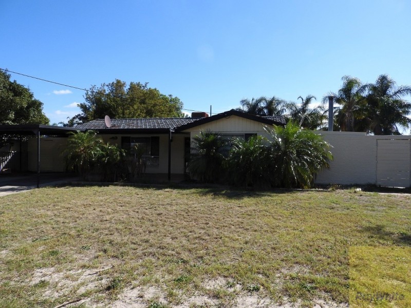 32 O’Sullivan Drive, Camillo WA 6111