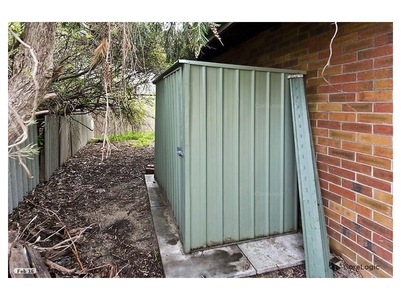 27d Robin Hood Avenue, Armadale WA 6112