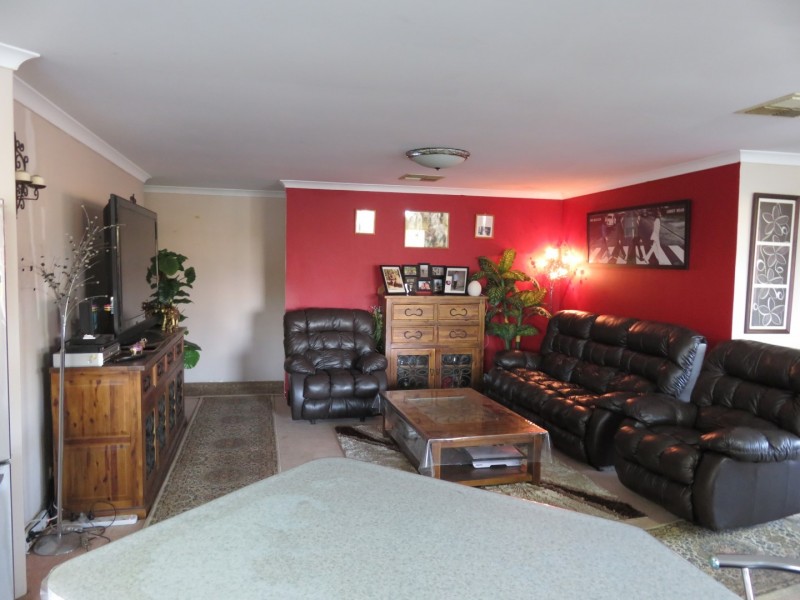 3077a Albany Highway, Armadale WA 6112