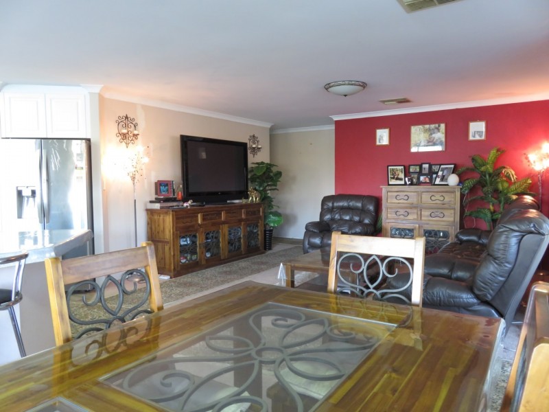 3077a Albany Highway, Armadale WA 6112