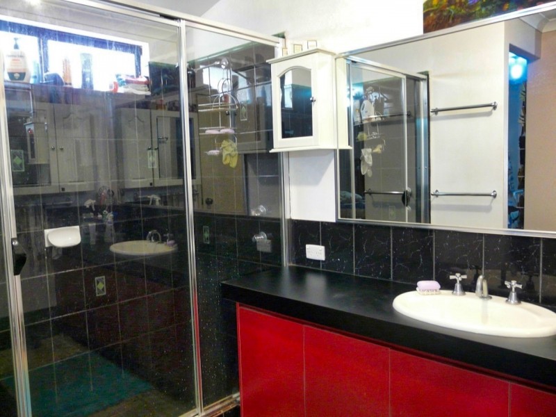 3077a Albany Highway, Armadale WA 6112