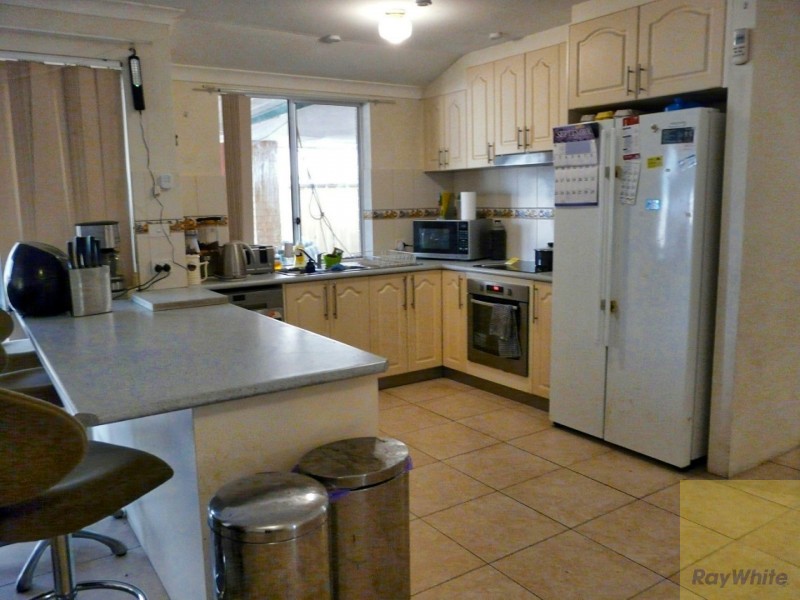 64 Bodicoat Drive, Brookdale WA 6112