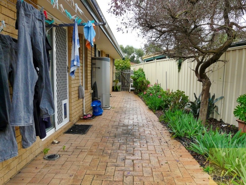 64 Bodicoat Drive, Brookdale WA 6112