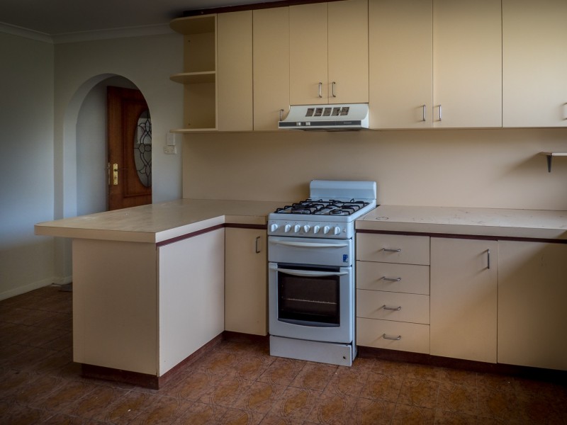 13 Townley Street, Armadale WA 6112