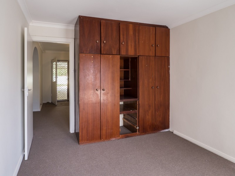 13 Townley Street, Armadale WA 6112