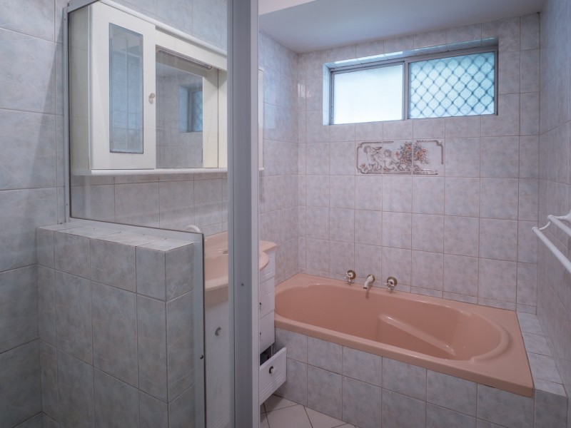 13 Townley Street, Armadale WA 6112