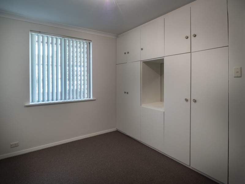 13 Townley Street, Armadale WA 6112