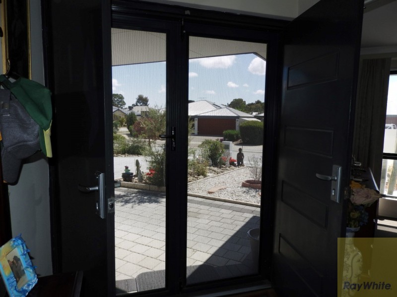 20 Sylvan Way, Seville Grove WA 6112