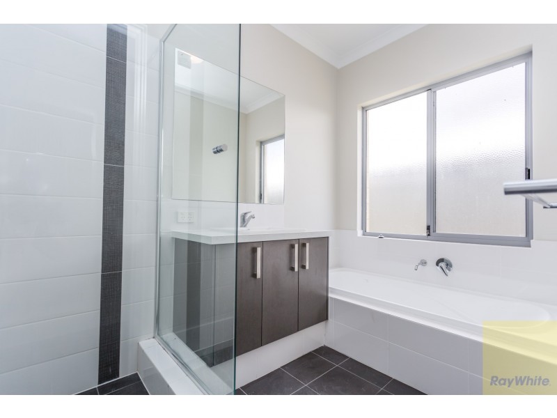 125 Kokoda Boulevard, Byford WA 6122