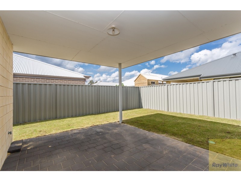 125 Kokoda Boulevard, Byford WA 6122