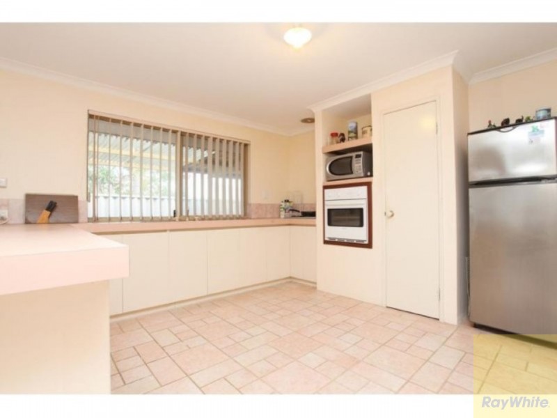 19 Sennet Lane, Warnbro WA 6169