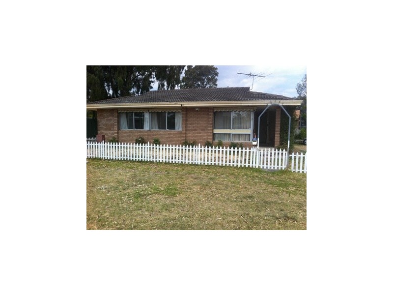 6 Kyabram RD, Armadale WA 6112