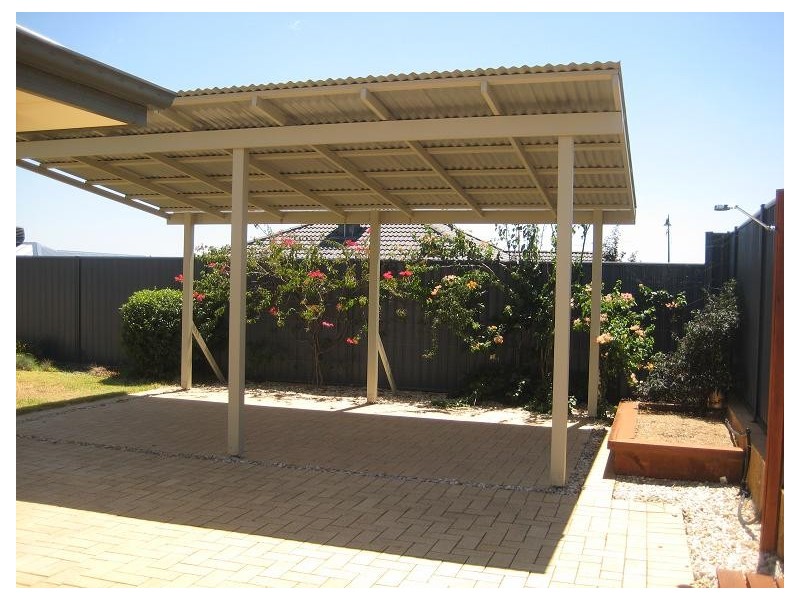 16 Marr Street, Byford WA 6122