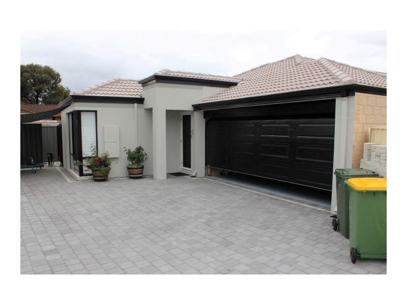 4A Herbert Court, Brookdale WA 6112