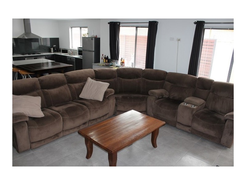 4A Herbert Court, Brookdale WA 6112