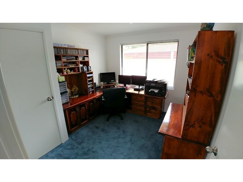 4A Herbert Court, Brookdale WA 6112