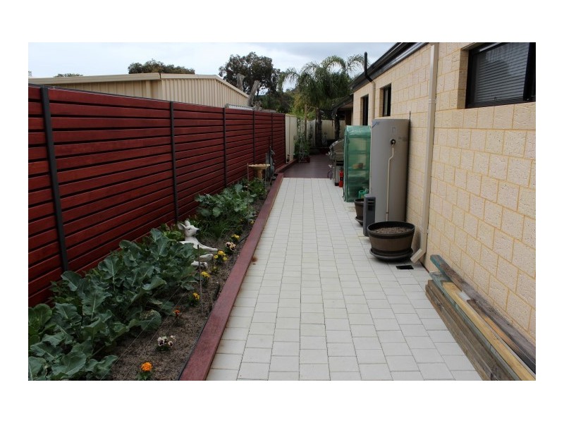 4A Herbert Court, Brookdale WA 6112