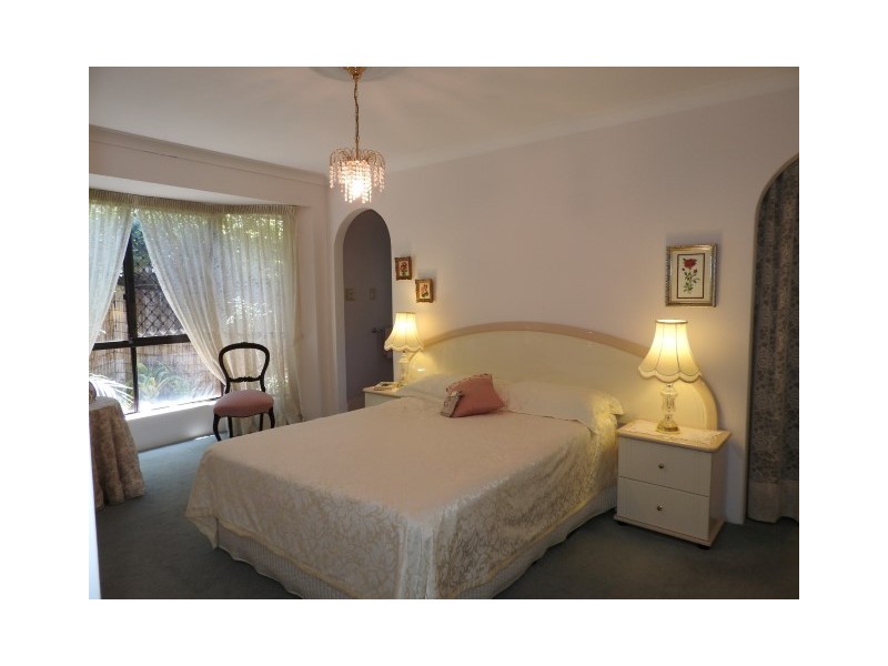 18 Elm Close, Camillo WA 6111