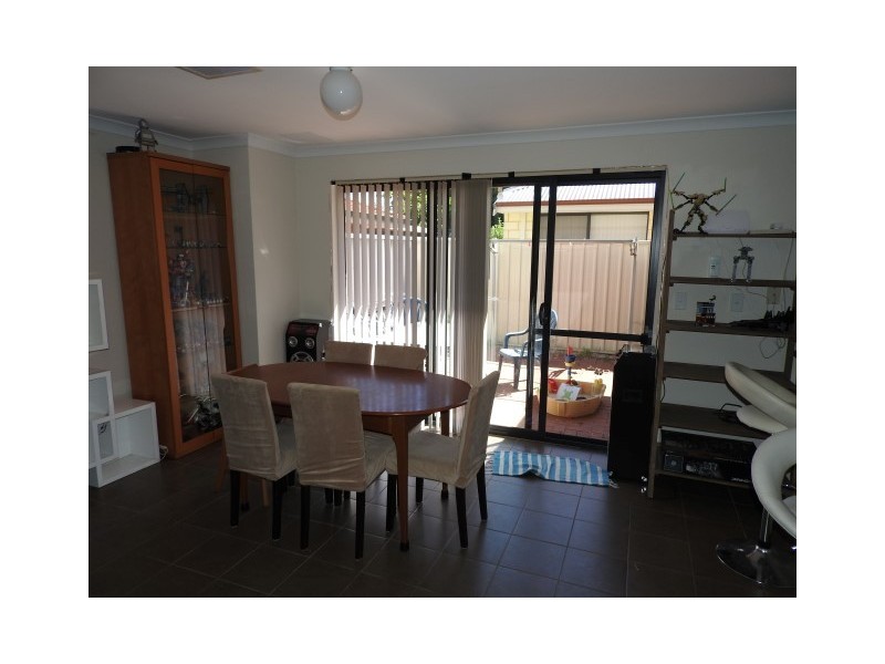 27A Sixth Road, Armadale WA 6112