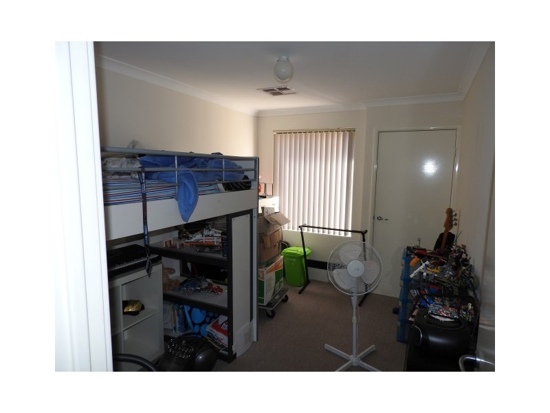 27A Sixth Road, Armadale WA 6112