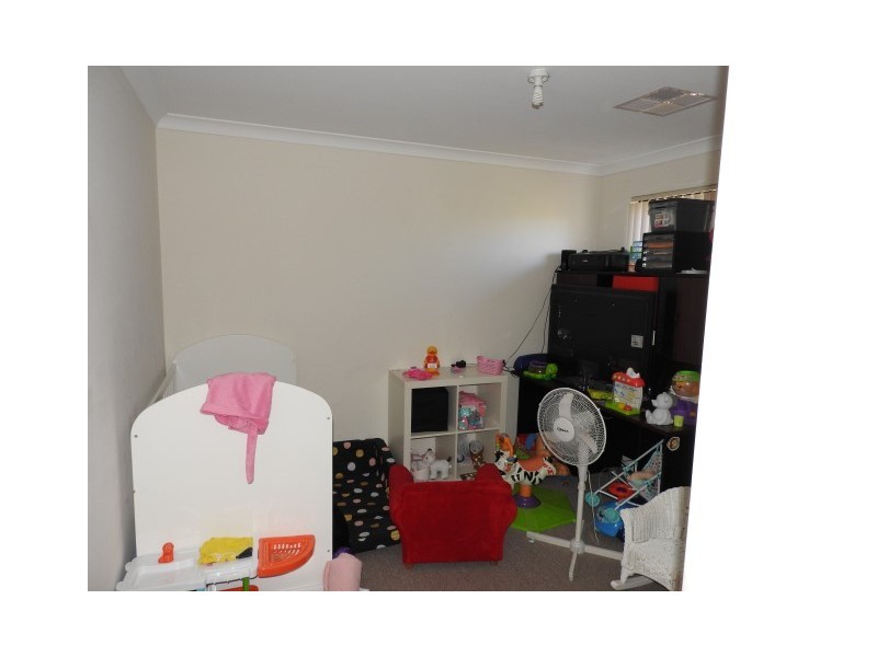 27A Sixth Road, Armadale WA 6112