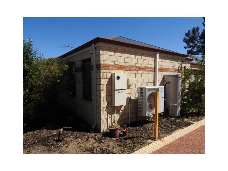 27A Sixth Road, Armadale WA 6112