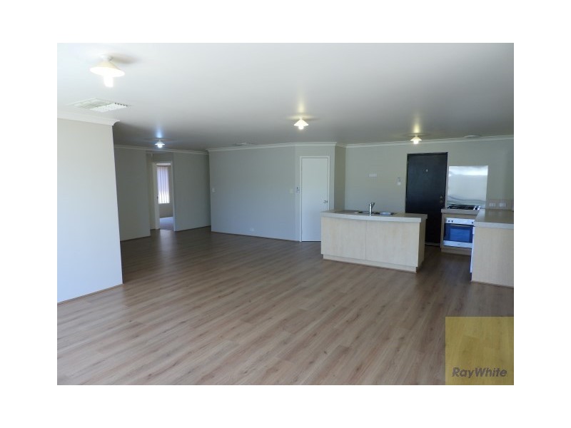 6 Higgs Court, Brookdale WA 6112