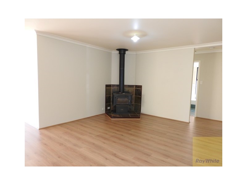 6 Higgs Court, Brookdale WA 6112