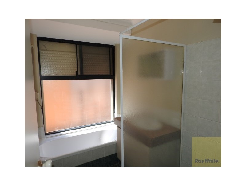 6 Higgs Court, Brookdale WA 6112