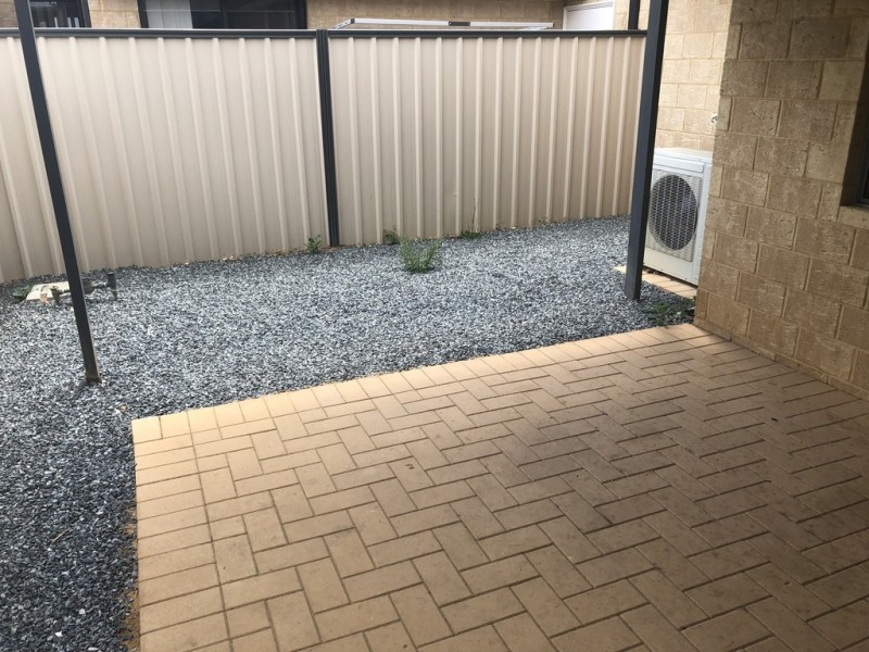 16 McCormack Street, Armadale WA 6112