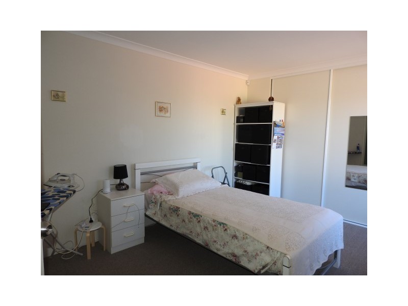 27C Sixth Road, Armadale WA 6112