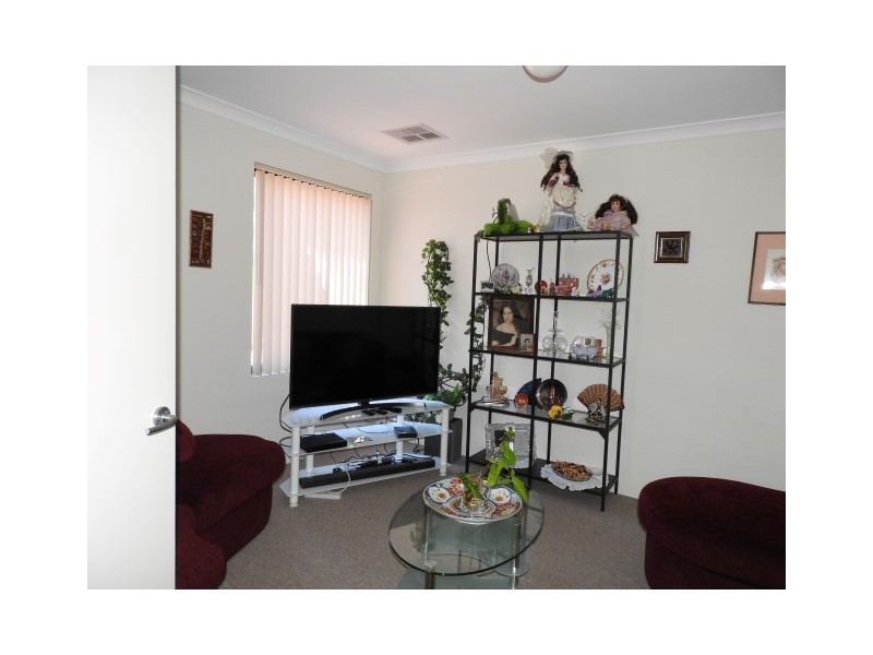 27C Sixth Road, Armadale WA 6112