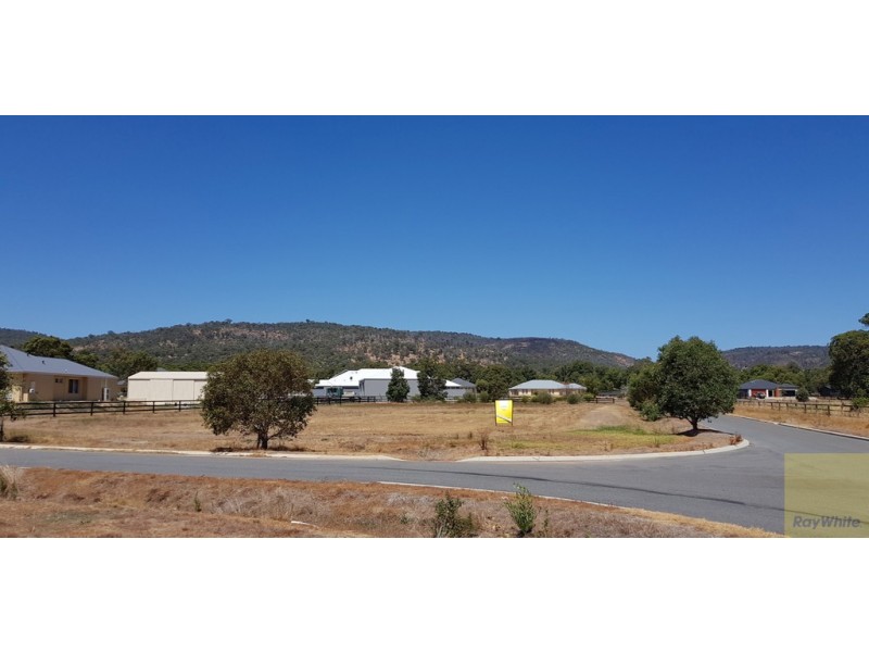 4 Rivose Crescent, Darling Downs WA 6122