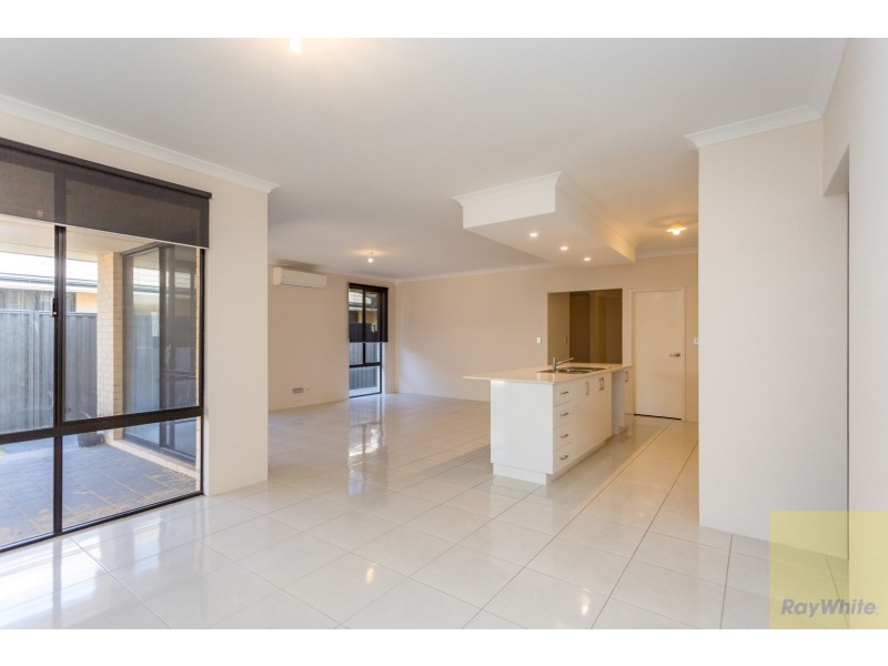 5 Peridot Parkway, Byford WA 6122