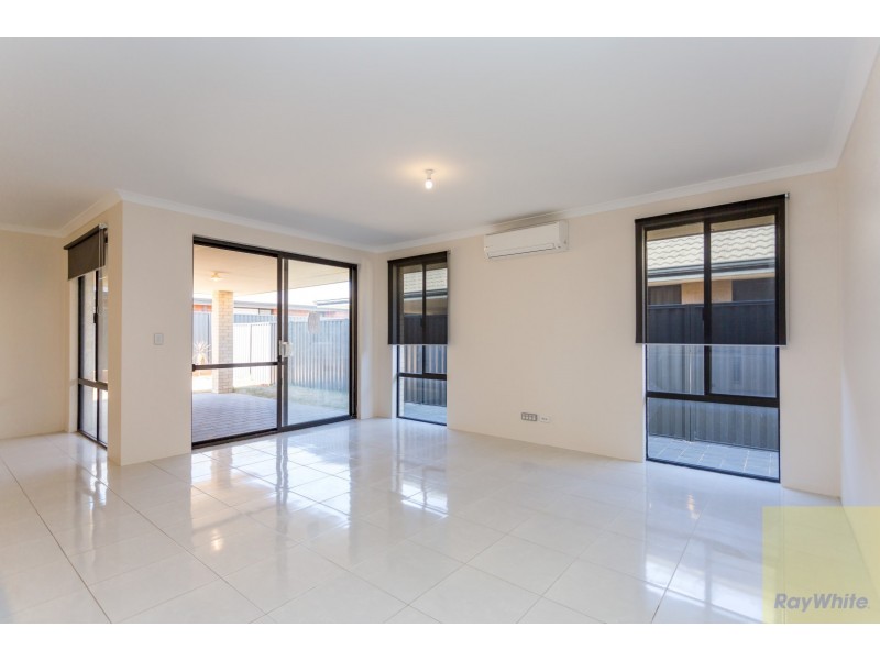 5 Peridot Parkway, Byford WA 6122