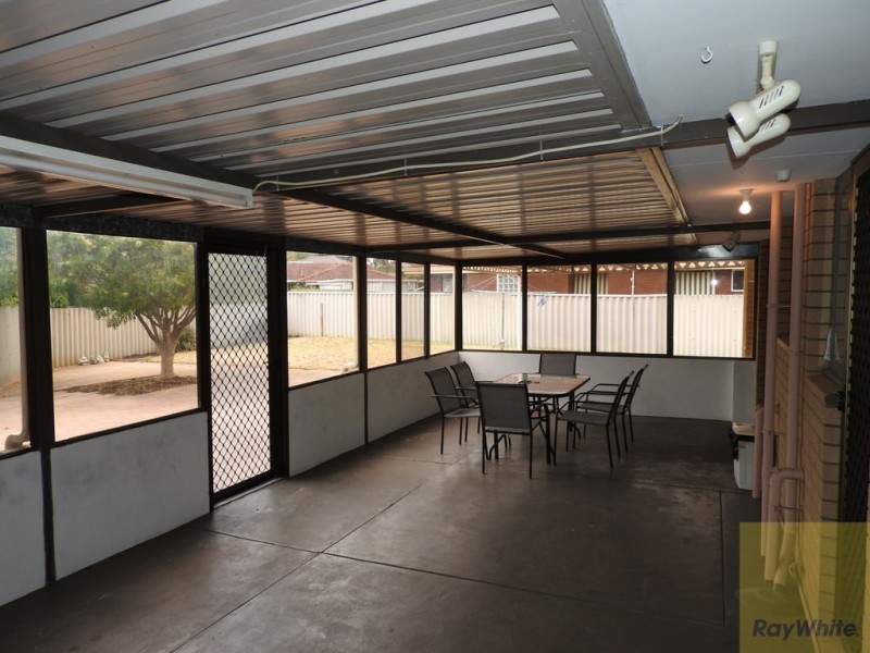 92 Doorigo Road, Armadale WA 6112