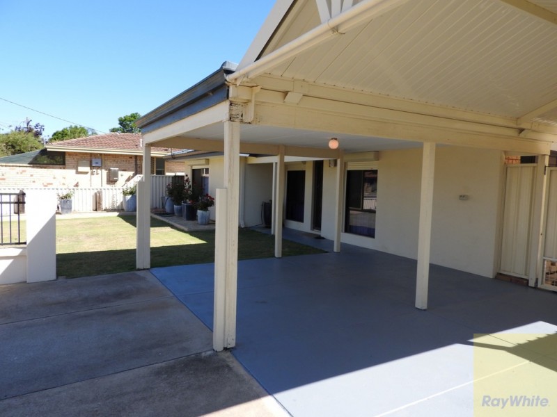 18 Cosgrove Court, Seville Grove WA 6112