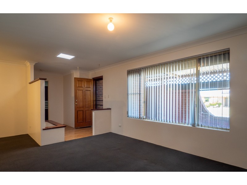 8 Ramm Place, Seville Grove WA 6112