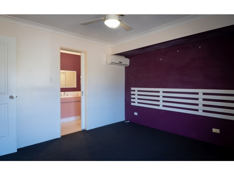 8 Ramm Place, Seville Grove WA 6112